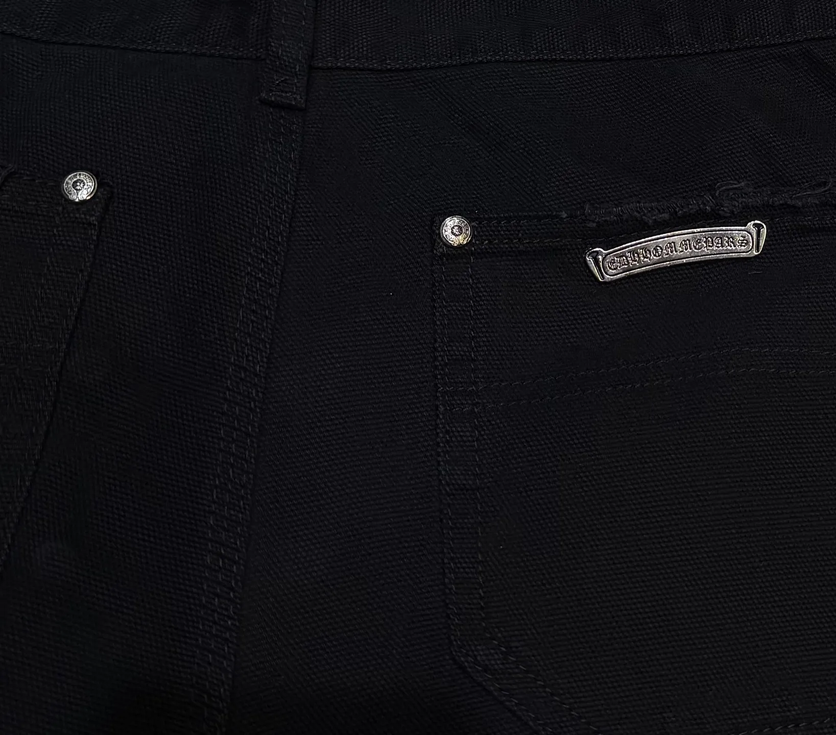 P510 chrome hearts limited series new city limited jeans Chrome Hearts city limited denim shorts vintage levis American made 501 505 517 base version remake Levis American made 501 base version imported sheepskin 925 silver remake Customers provide waist and pants length or height and weight The studio will select the most suitable base version for you to remake There are many people doing remakes in the market Don't belittle or comment The difference is visible to the naked eye See more and compare yourself #CHROME HEARTS Unisex style